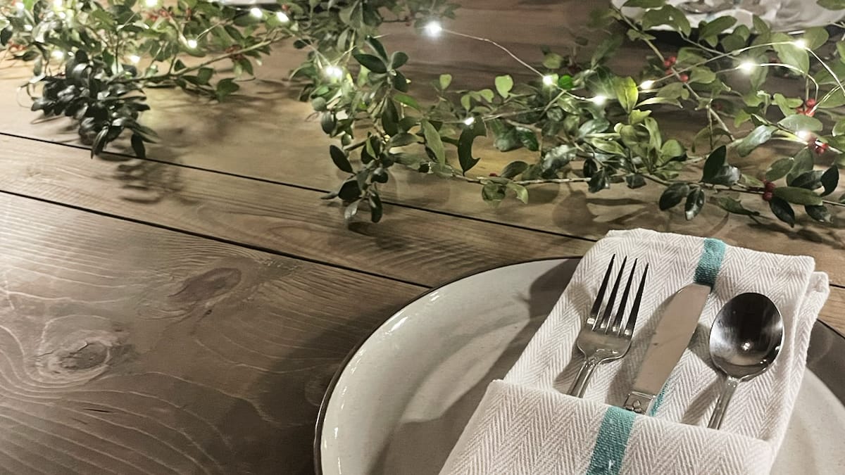 Dinner Setting Blackwood